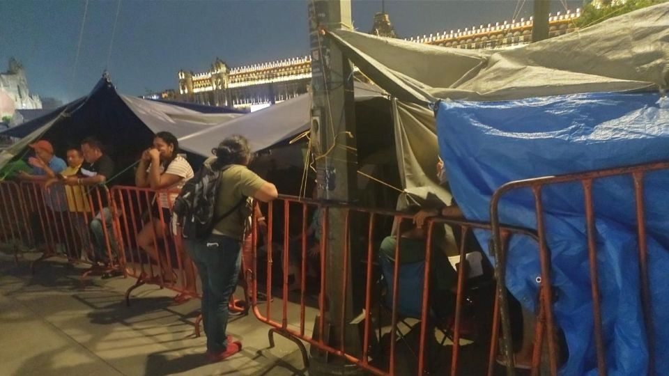 Campamento de la CNTE en la Plaza de la Constitución.