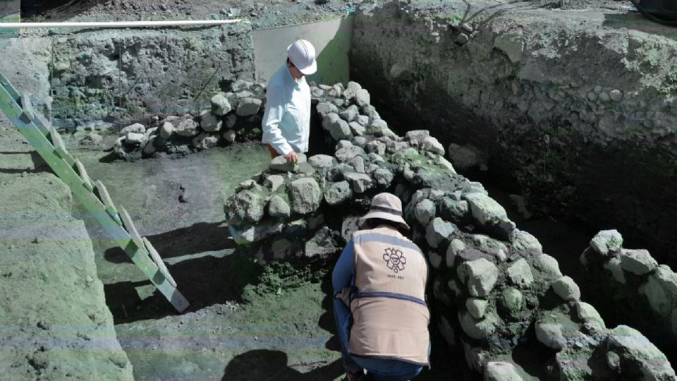 Encuentran una vivienda prehispánica de 500 años de antigüedad en Paseo de la Reforma.