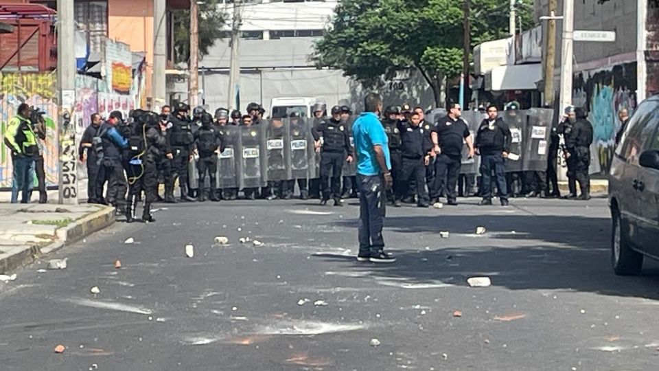 El cuerpo quedó en la esquina de Batalla de las ovejas y 10 de Abril, donde se presentaron peritos.