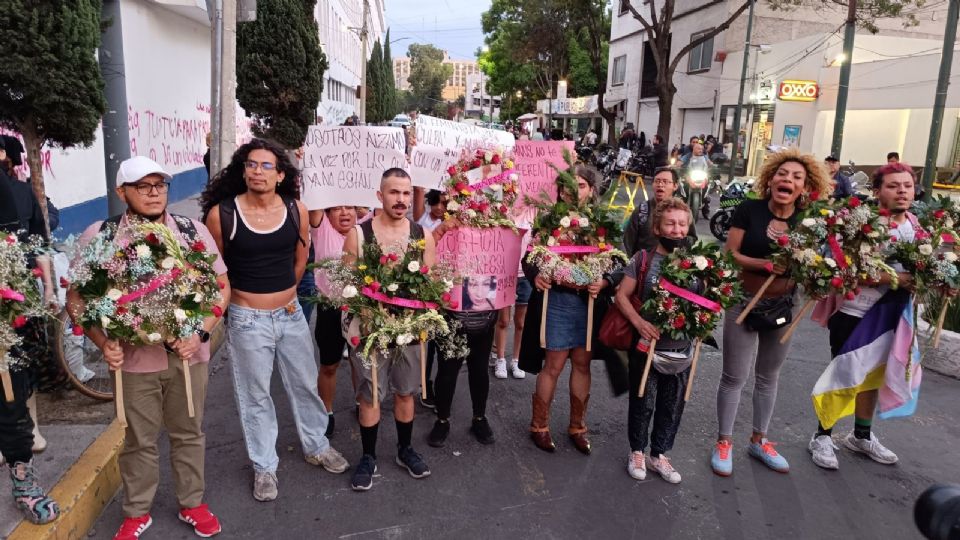 Manifestantes exigen justicia Para Vanesa, victima de feminicidio.