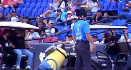 Minion choca en el estadio de los Sultanes de Monterrey y se vuelve viral | VIDEO