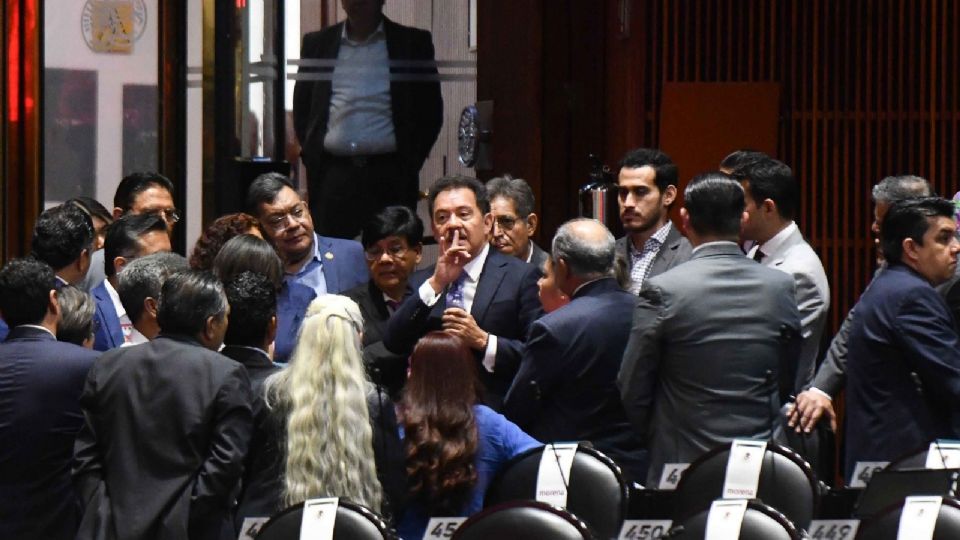 Espera Morena tener apoyo de la oposición para organizar los nuevos “diálogos nacionales” de análisis y para la aprobación de la reforma, si no es así, se hará valer la mayoría, advierte Mier Velazco

