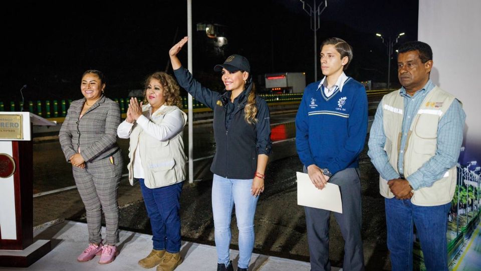 Evelyn Salgado Pineda inauguró la modernización del Boulevard ‘Vicente Guerrero’ de Chilpancingo.