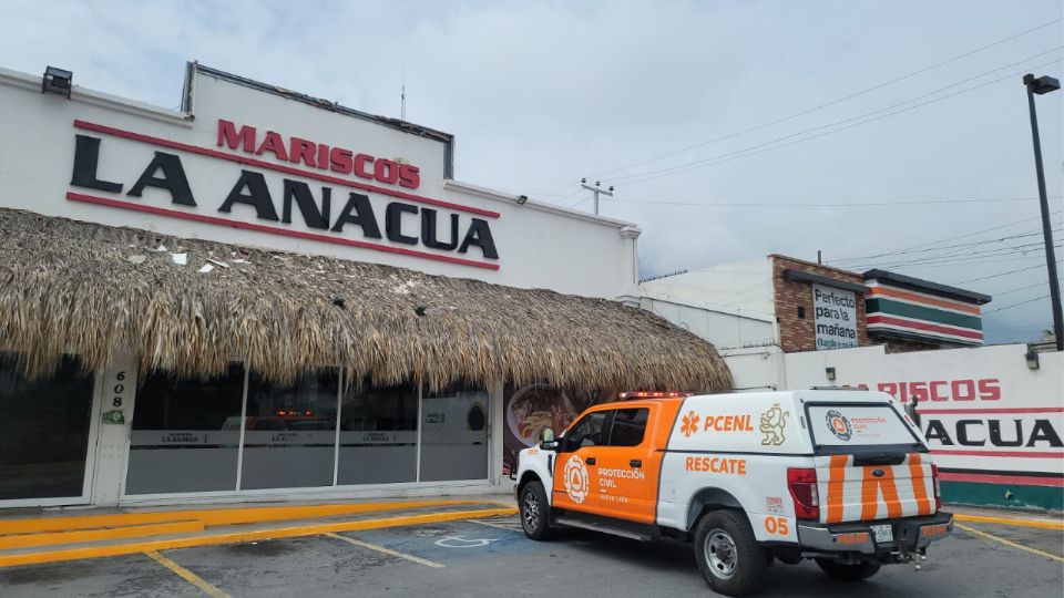 Los hechos se registraron en la sucursal de restaurante de mariscos La Anacua, ubicado en el cruce de las calles Mar Arábico y Mar Rojo de la colonia La Aurora en el municipio de Santa Catarina.