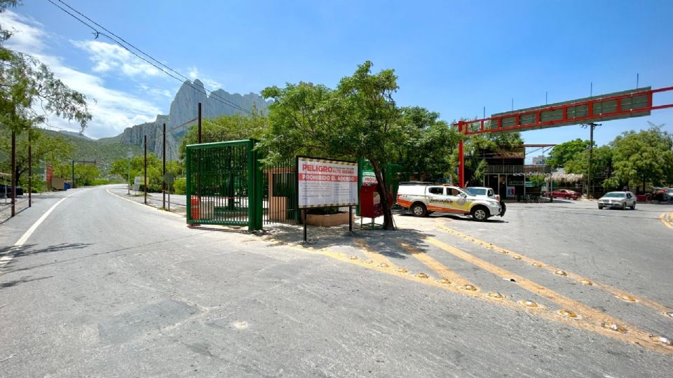 El acceso a la Huasteca es exclusivo para residentes