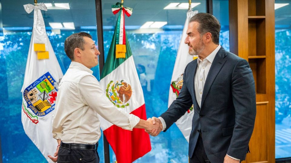 El edil regiomontano sostuvo que el proceso de transición con el equipo de Adrián de la Garza tendrá el máximo nivel de transparencia con la ciudadanía.