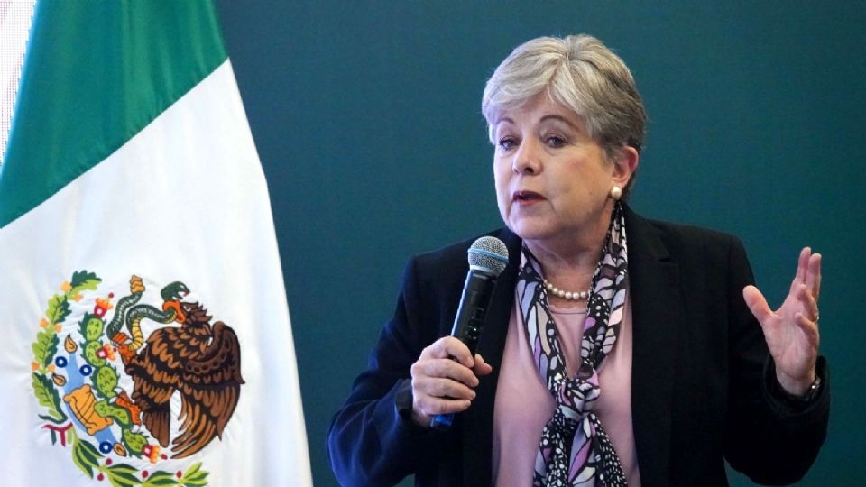 “Se estima que el 94 por ciento de las víctimas registradas de municiones en racimo son civiles, de los cuales casi el 40 por ciento son niños”, destacó la cancillería mexicana.