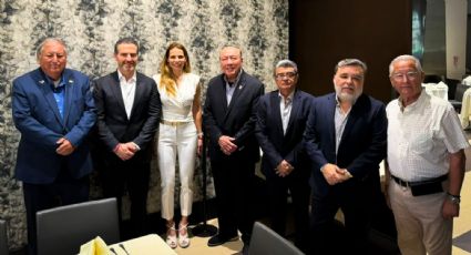 Destaca Adrián de la Garza colaboración con Texas tras gira por EU