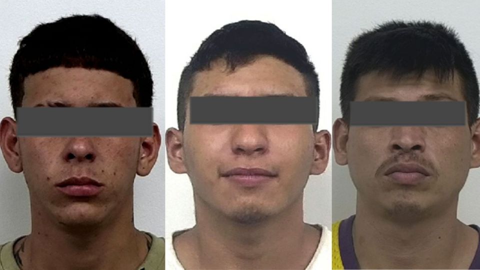 Los detenidos son Erick 'N', Salvador 'N', ambos de 18 años, y Eduardo Rolando 'N', de 30 años.