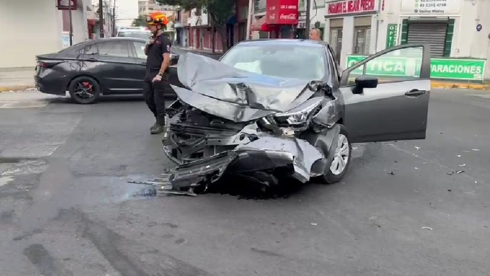 Choque en la calle Reforma en Monterrey deja a varios lesionados