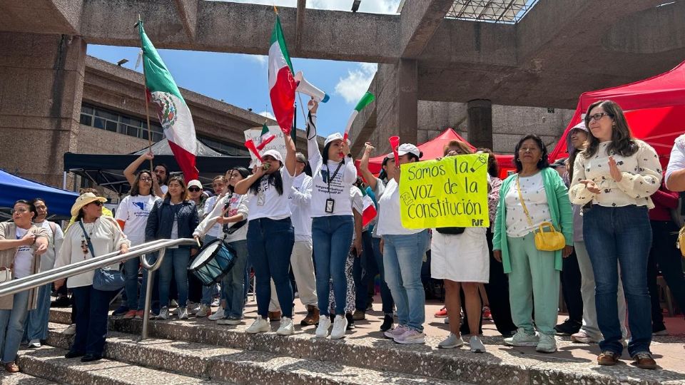 La iglesia católica llama a los políticos a no dividir a la sociedad.