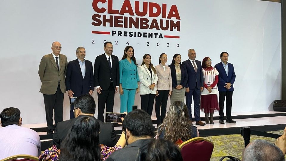 Claudia Sheinbaum se reunió con gobernadores de la zona centro del país.