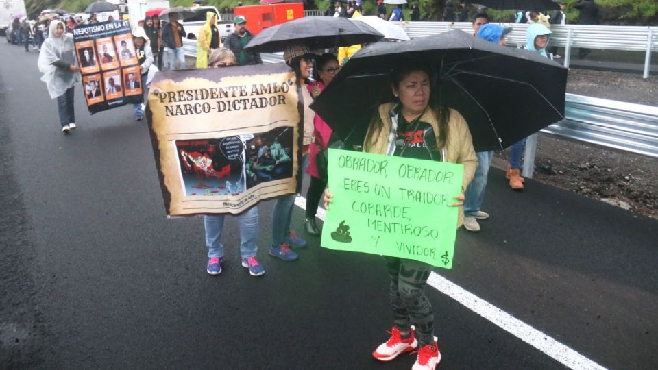 Trabajadores del PJ Llevaron a cabo una protesta en la caseta de cobro de la autopista México Cuernavaca