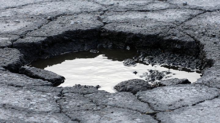 Tubería antigua dañada provocó socavón en circuito estadio azteca