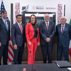 Acuerda Gobierno federal e industria base histórica para maíz blanco en el Bajío