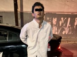 Detienen a hombre armado que amenazó de muerte a transeunte en el Centro de Monterrey