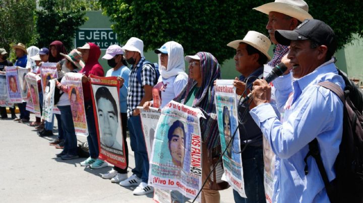 Ordenan a la SEDENA entregar documentos faltantes sobre caso Ayotzinapa
