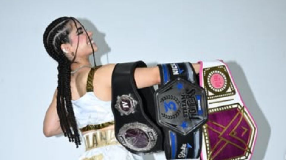 La influencer regiomontana confirmó que ya tiene nueva rival extranjera tras la baja de Samadhi Zendejas, aunque el nombre se mantiene en secreto.