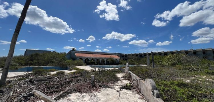 El misterioso “hotel embrujado” de Telchac Puerto: historia y leyendas en la costa de Yucatán