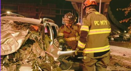 Mujer resulta lesionada tras chocar contra estructura del Metro en Félix U. Gómez