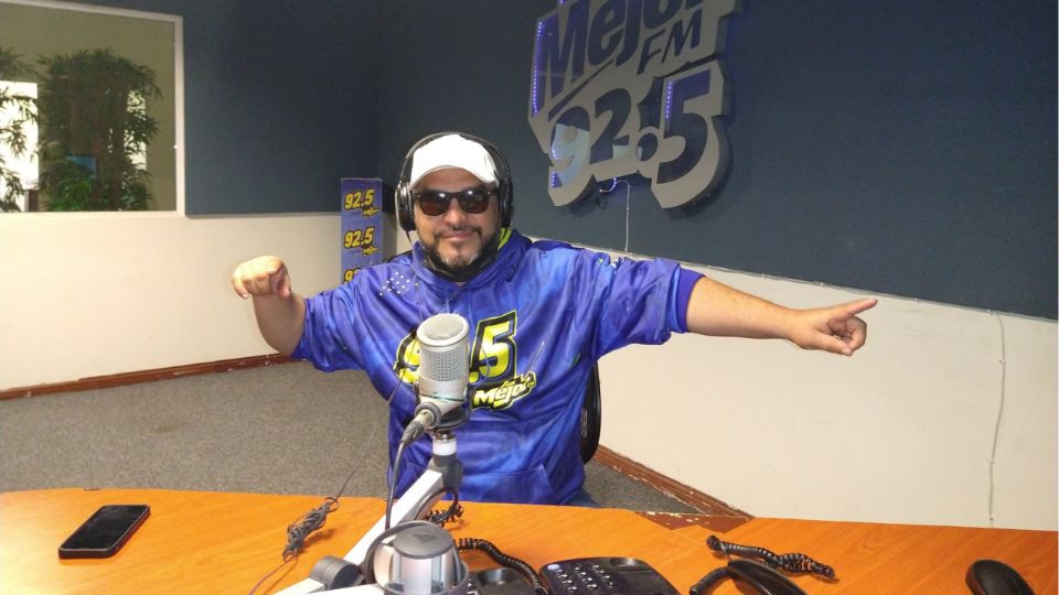 El locutor José Antonio Treviño “El Recta” anunció su despedida de un programa en La Mejor 92.5, pero seguirá en la estación con nuevo horario.