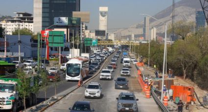 Reabren carril exprés de Morones Prieto tras reparación de hundimiento en Monterrey