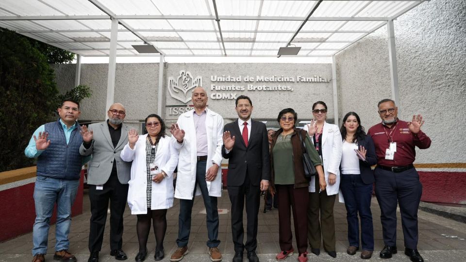 Martí Batres Guadarrama, reafirmó el compromiso de la administración actual para transformar la institución.