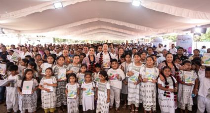 La SEP y el Gobierno de Guerrero entregan mobiliario y equipo escolar