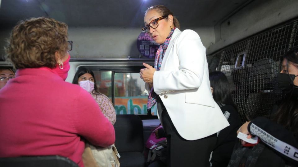 Presidenta municipal Azucena Cisneros Coss, encabeza operativo Transporte Seguro en Ecatepec.