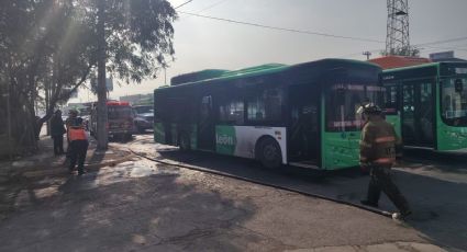 Camión de la Ruta 68 se incendia en Guadalupe; pasajeros logran salir