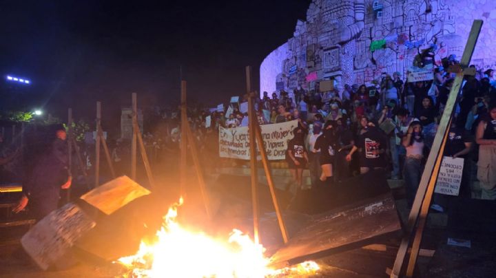 Más de 6 mil mujeres marchan en Mérida contra la violencia machista en el 8M