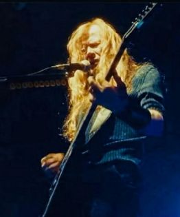 'Ride the Lightning' con Megadeth