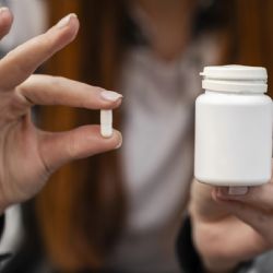 Suplementos de moda: ¡Peligro oculto! El grave error que daña tu salud
