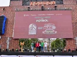 Delfina Gómez inaugura 14 "Destinos Futboleros" en plazas del Estado de México