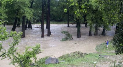 Buscan a mujer arrastrada por la corriente del Río La Silla tras lluvias en Guadalupe