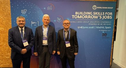 Participa UANL en conferencia sobre educación e Inteligencia Artificial en España