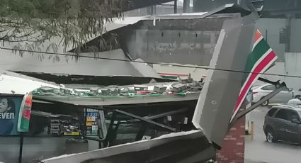Colapsa losa de establecimiento comercial en el centro de Monterrey