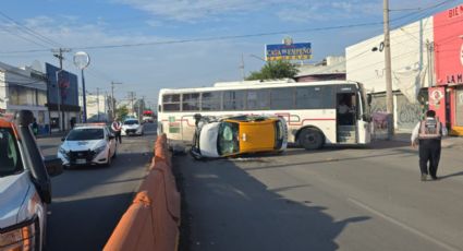 Choque y volcadura de taxi deja tres heridos en Guadalupe