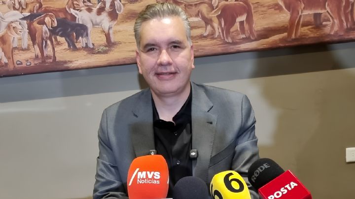 Waldo Fernández busca prohibir por ley que gobernadores de NL busquen la Presidencia