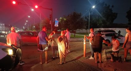 Se registran nuevos bloqueos por falta de luz en Nuevo León