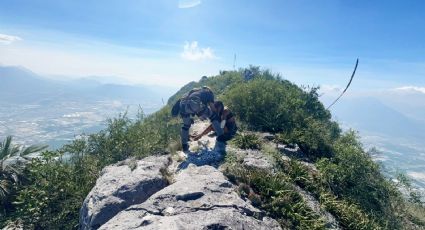Rescatan a mujer extraviada en el Cerro de las Mitras