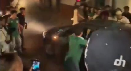 Captan a líder juvenil de Morena en Zacatecas golpeando a mujer