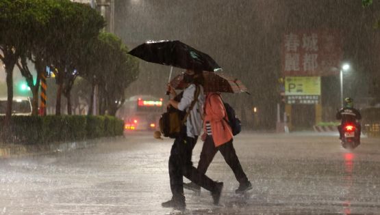Tormenta tropical Mekkhala azota a Taiwán