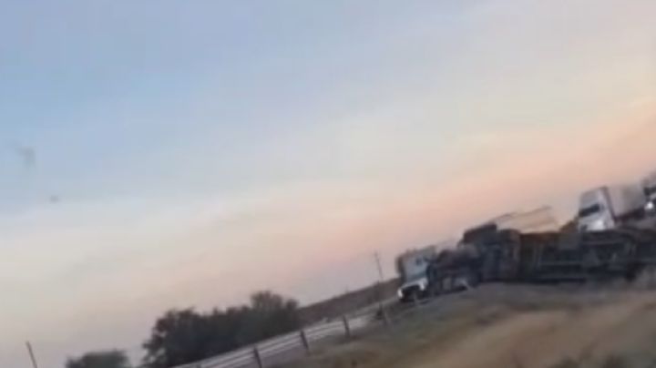 Vuelca tráiler en la Autopista a Laredo; hay dos lesionados