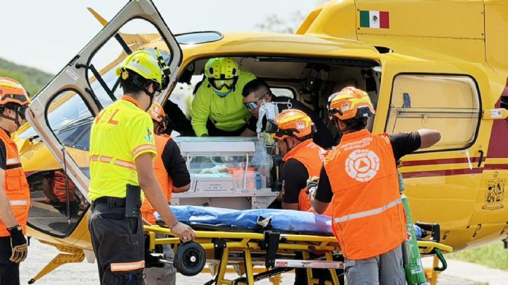Trasladan de emergencia a recién nacido en helicóptero desde Dr. Arroyo a Monterrey