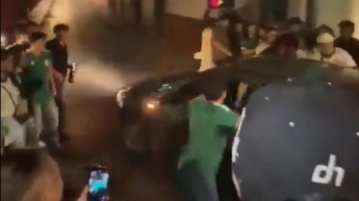 Captan a líder juvenil de Morena en Zacatecas golpeando a mujer