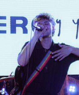'Sobre Tus Ojos Todo El Mar': El abrazo infinito de Jero y Yo