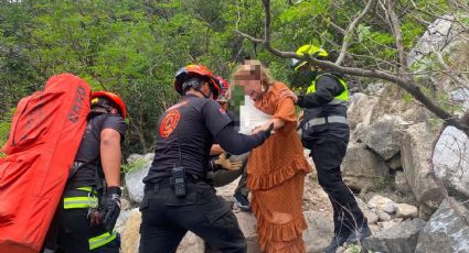 Mujer de 69 años sufre caída mientras realizaba senderismo en La Huasteca