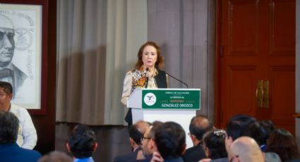 Yasmín Esquivel subraya la importancia del arte en la transformación social
