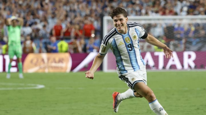 FC Barcelona pone fecha límite al fichaje de Julián Álvarez